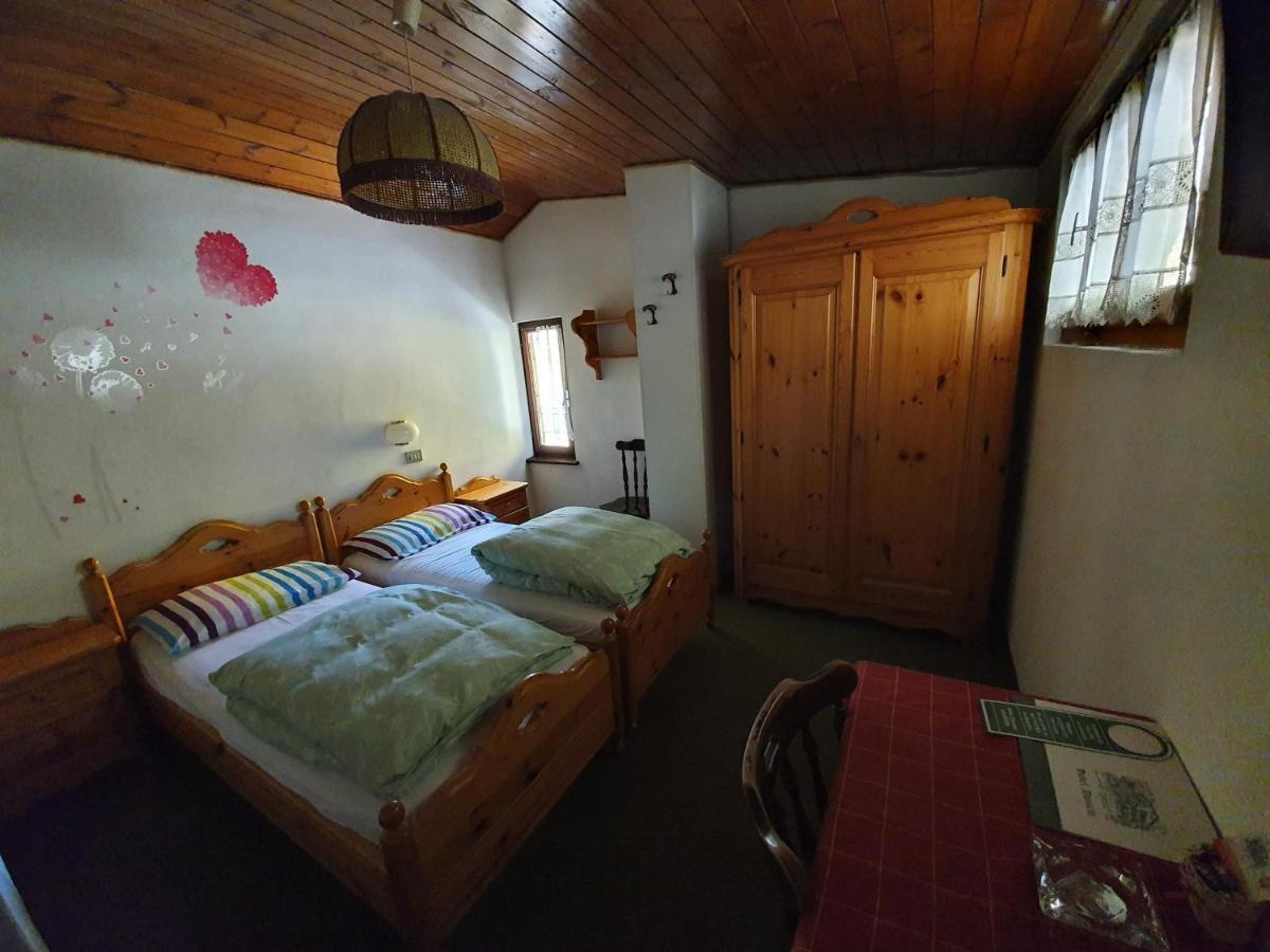 Hotel Daniela บอร์มิโอ ภายนอก รูปภาพ