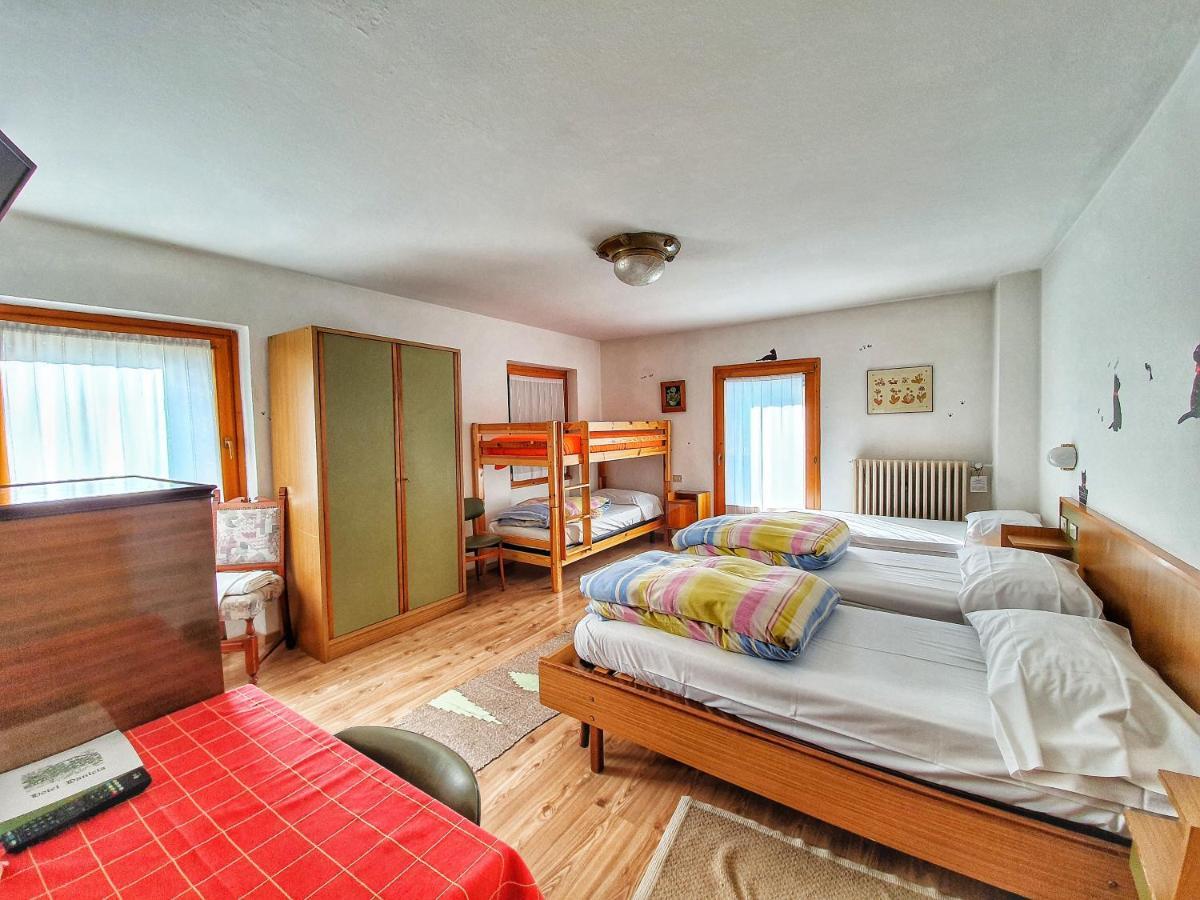 Hotel Daniela บอร์มิโอ ภายนอก รูปภาพ